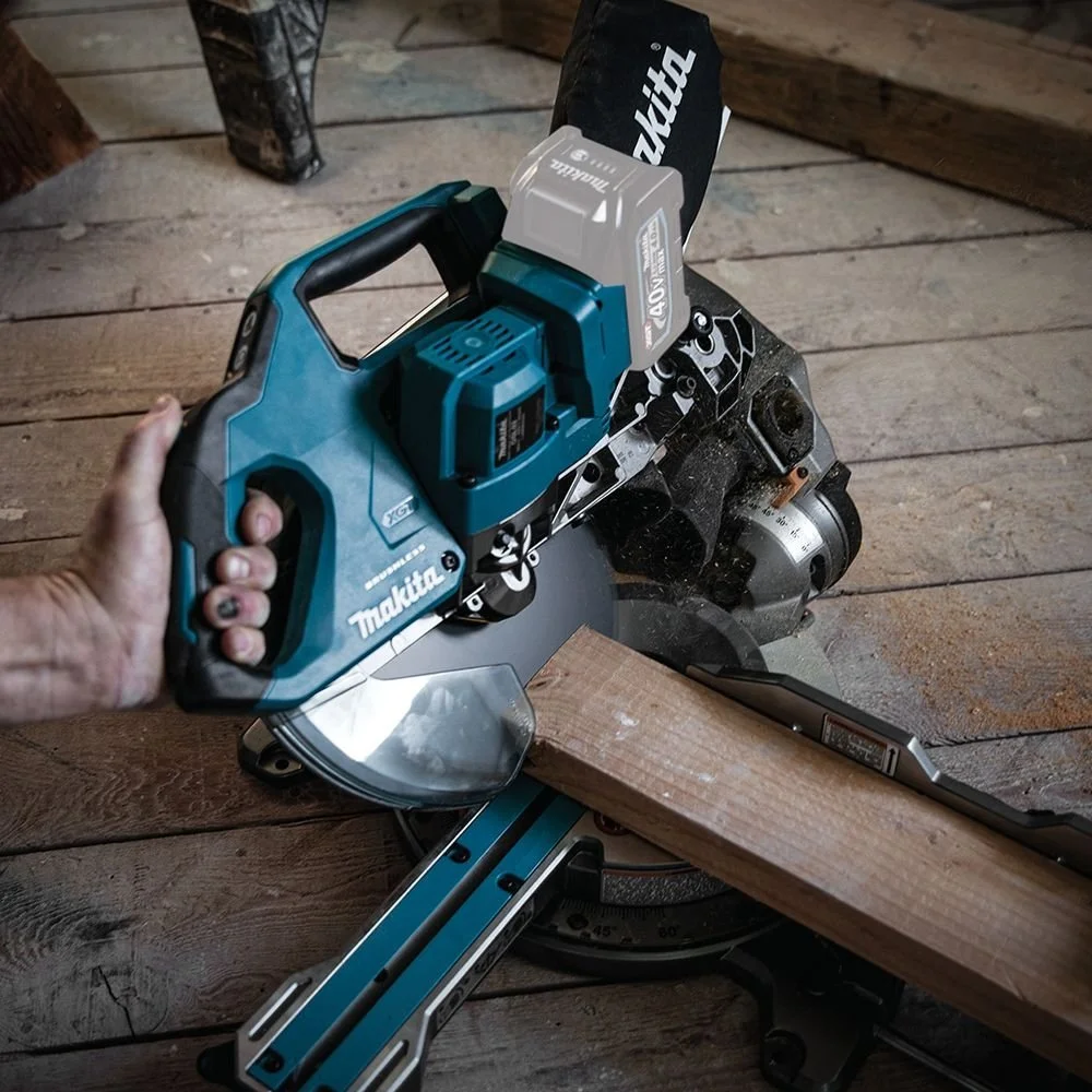 Makita LS1219L 12″ Dual-Bevel Sliding Compound Miter Saw with Laser - Image 2