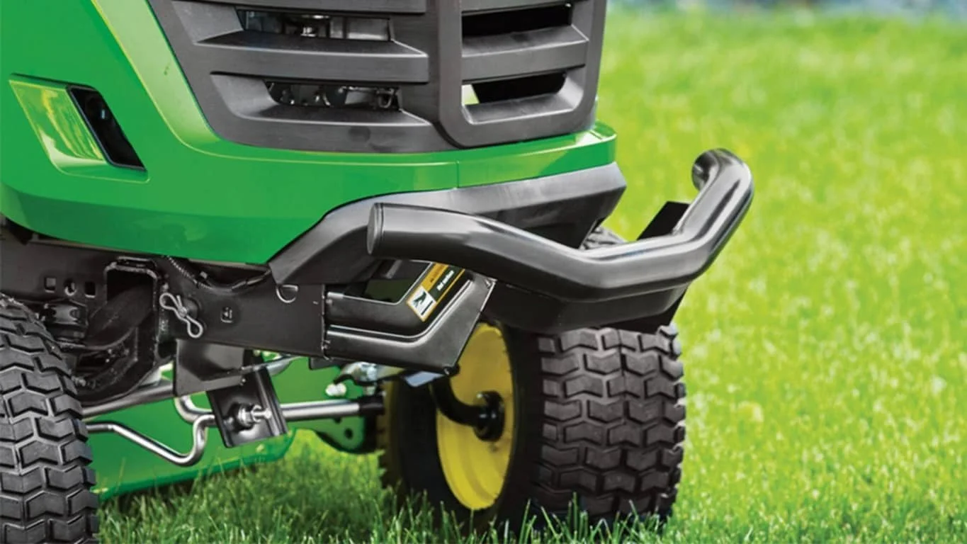 John Deere S130 Riding Lawn Mowers - Image 4
