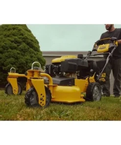 DEWALT 28 in. 224cc 3-in-1 Self-Propelled Gas Push Lawn Mowers - Image 3