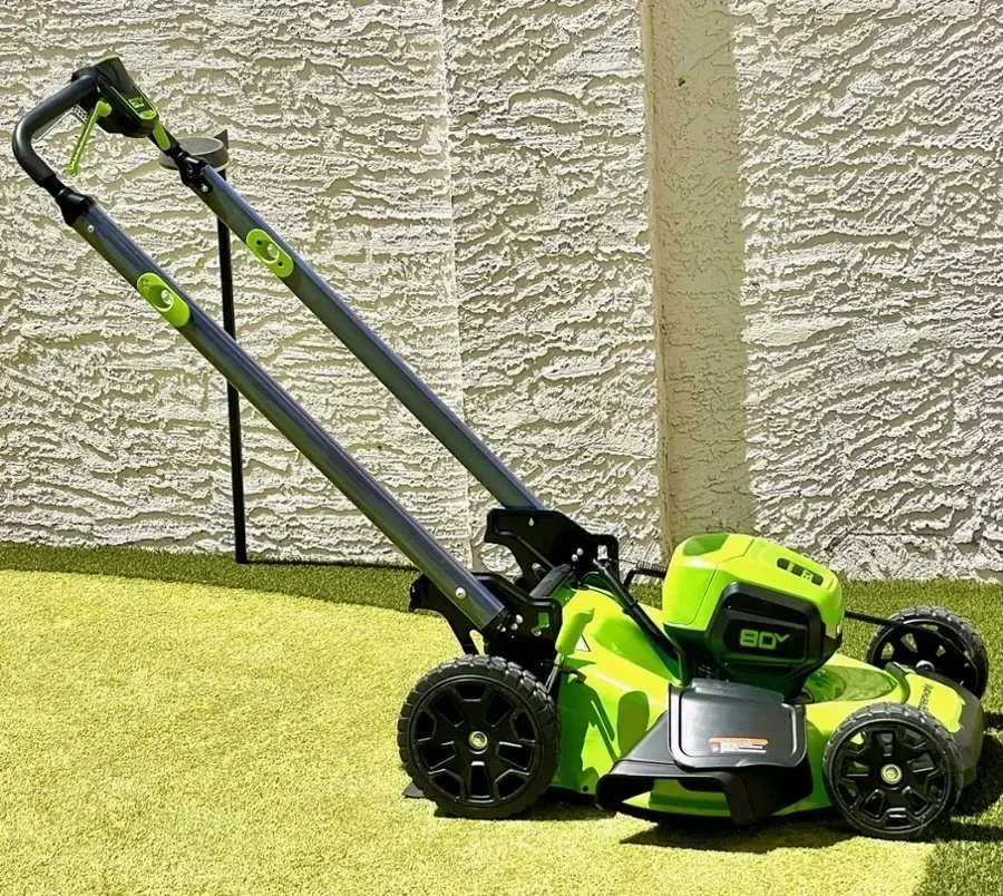 Greenworks 80V 21-Inch Self-Propelled Lawn Mowers - Image 2